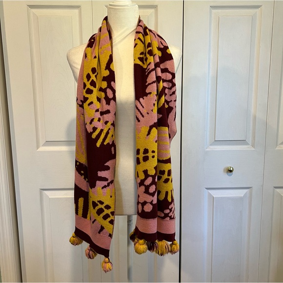 Accessories - ☂️ Maroon Pink and Yellow Scarf